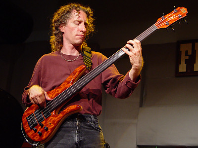Michael Manring